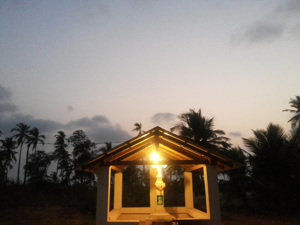 Ivon Guest House, Arambol Beach Экстерьер фото